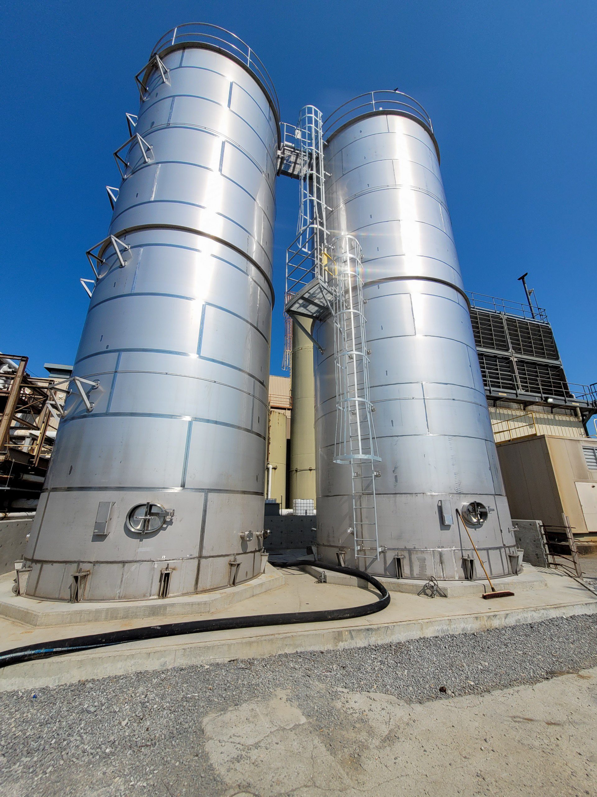 storage-tanks-outdoors